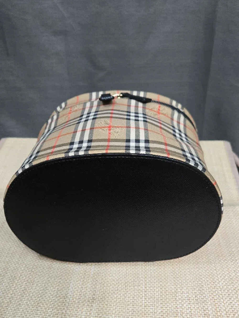 WEEKEND SALE!Burberry Nova Check Shadow Horse Vanity Hand Bag Canvas Leather